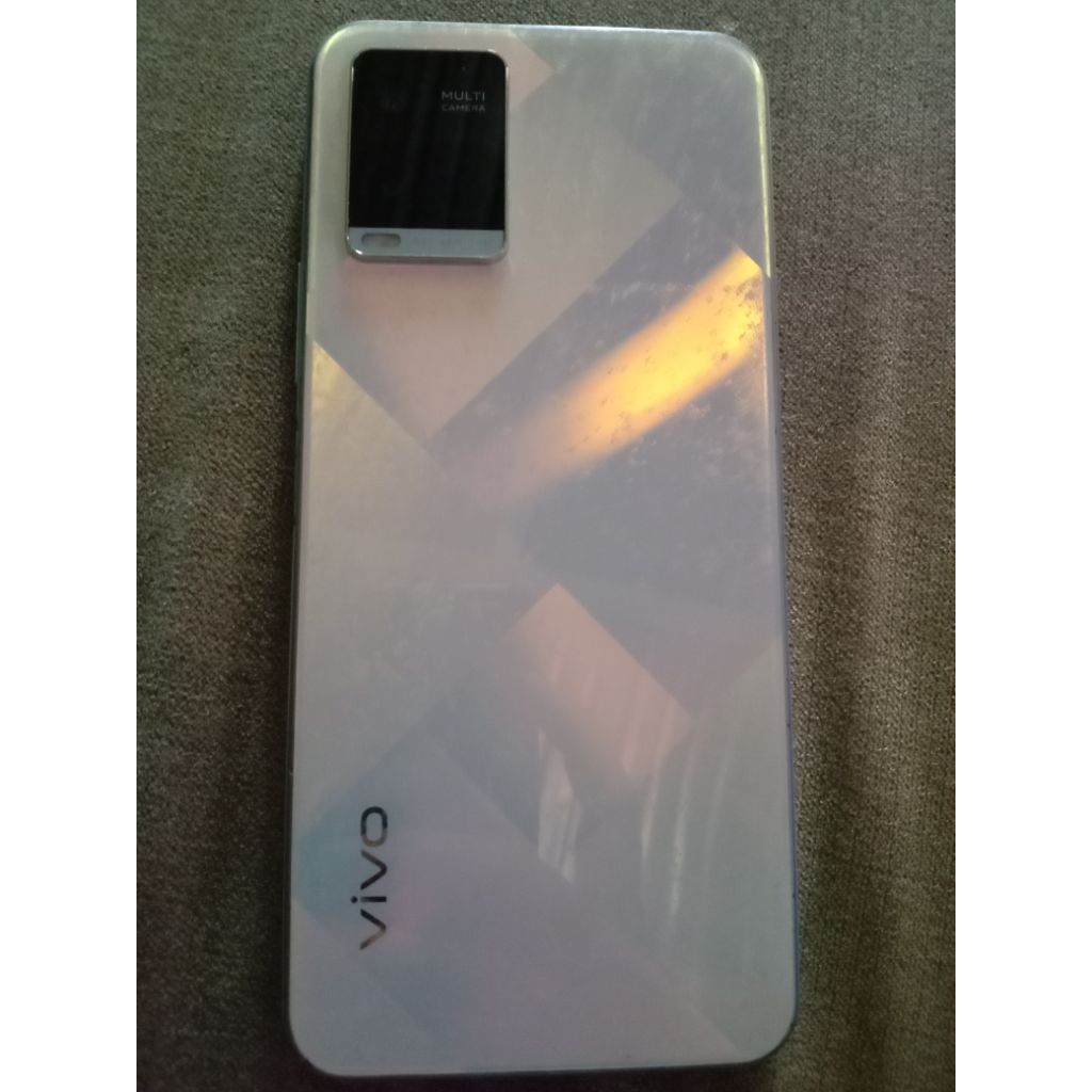 hape Vivo Y21 second