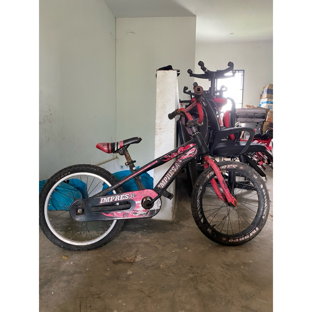 PL Sepeda Anak IMPRESA Cowok Merah 18inch Fungsi Ok (Rem blkang tdk ad & sebagian tempat ada karat).