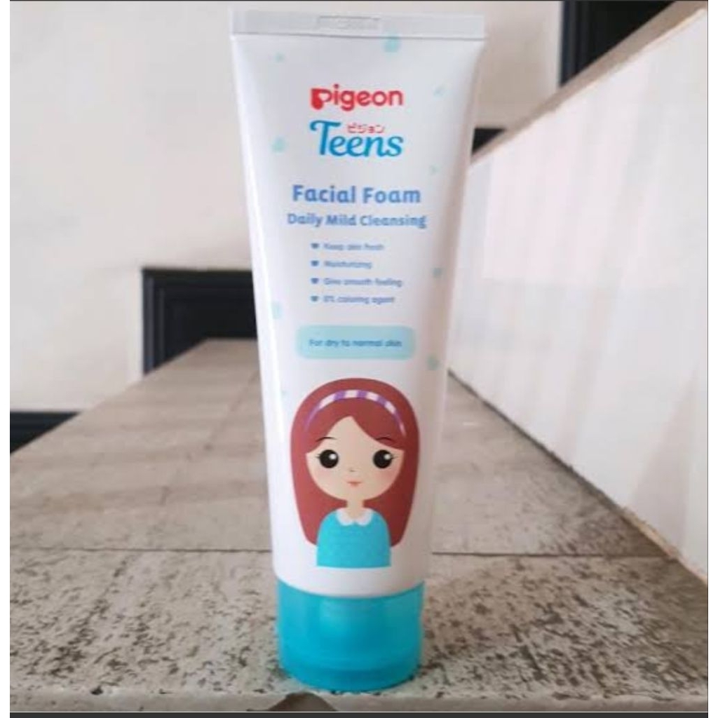Pembersih Wajah Remaja Pigeon Facial Foam 100ml - Lembut, Menjaga Kelembaban, Formula Ringan