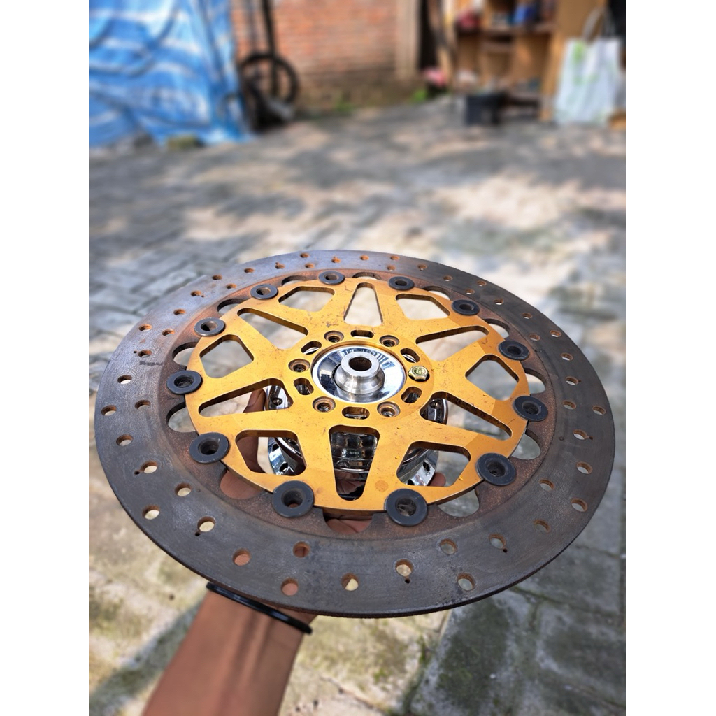 disc piringan cakram depan brembo cast iron limbah moge ducati aprilia