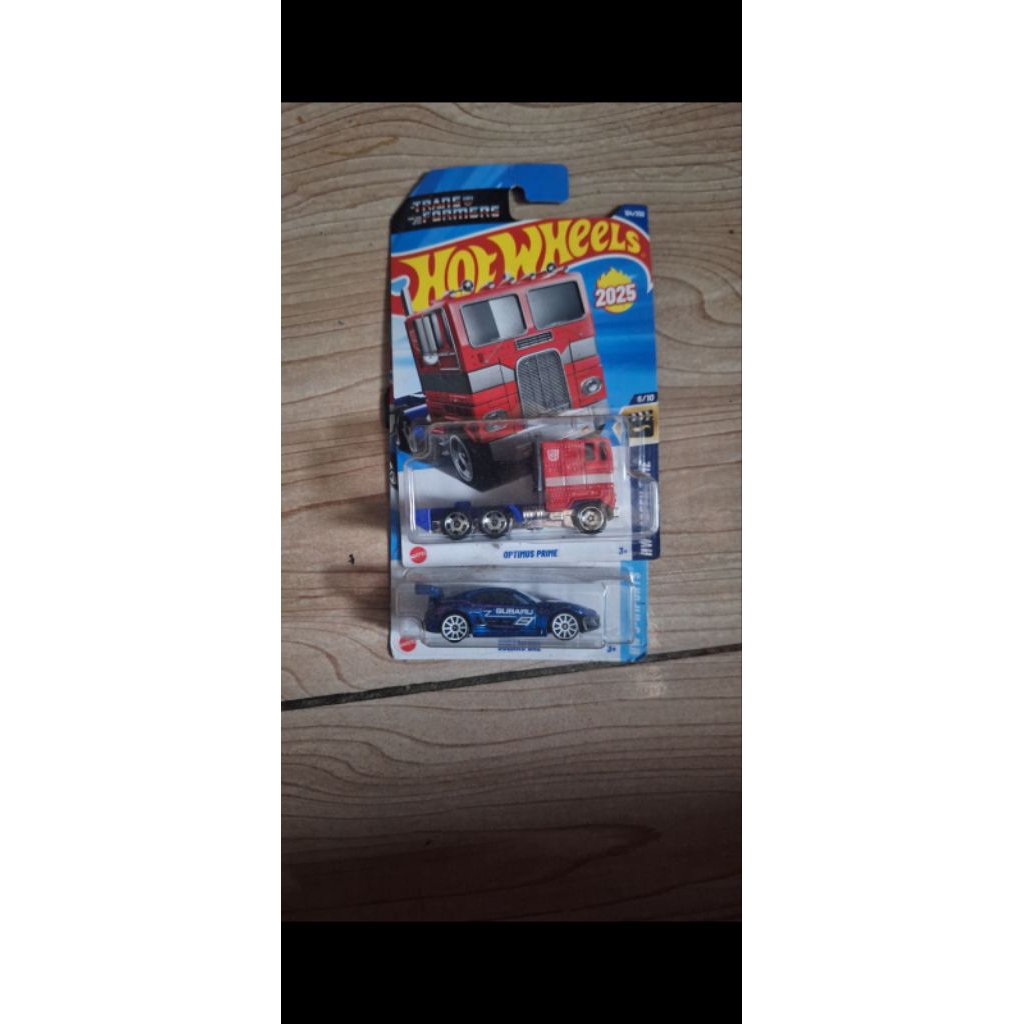hotwheels optimus+subaru