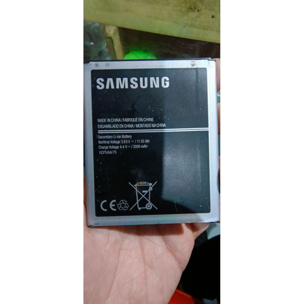Baterai Samsung J7 core original