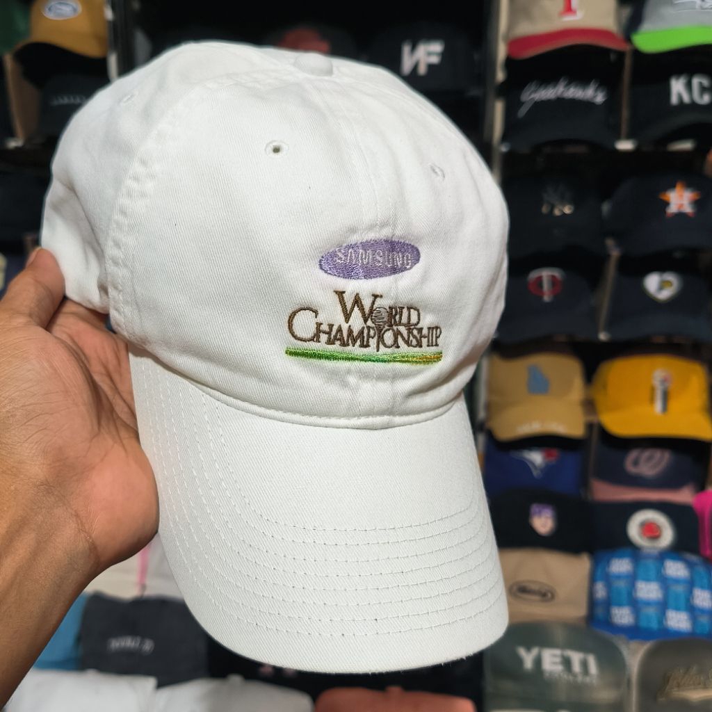 Topi golf Nike world championship