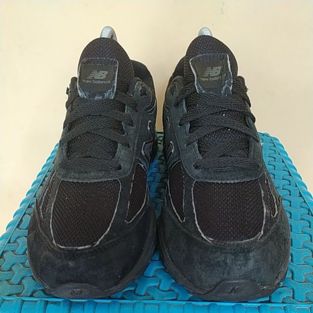 Sepatu Second New Balance 990 Size 38 Insole 24 cm