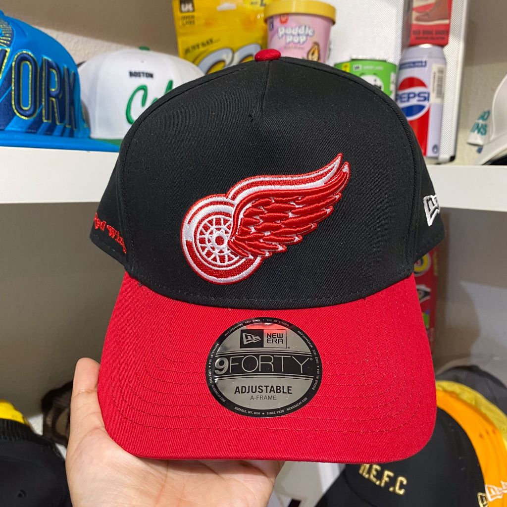 New Era9Forty NHL Team Logo Red Wings A-Frame OSFM Black-red