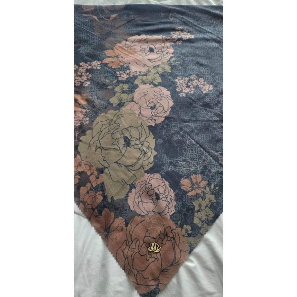 preloved Heaven Lights Scarf