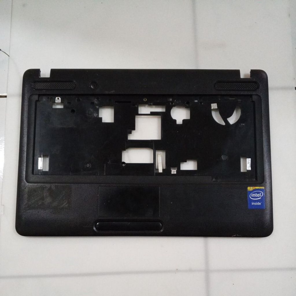 Casing Laptop Toshiba C600 C605