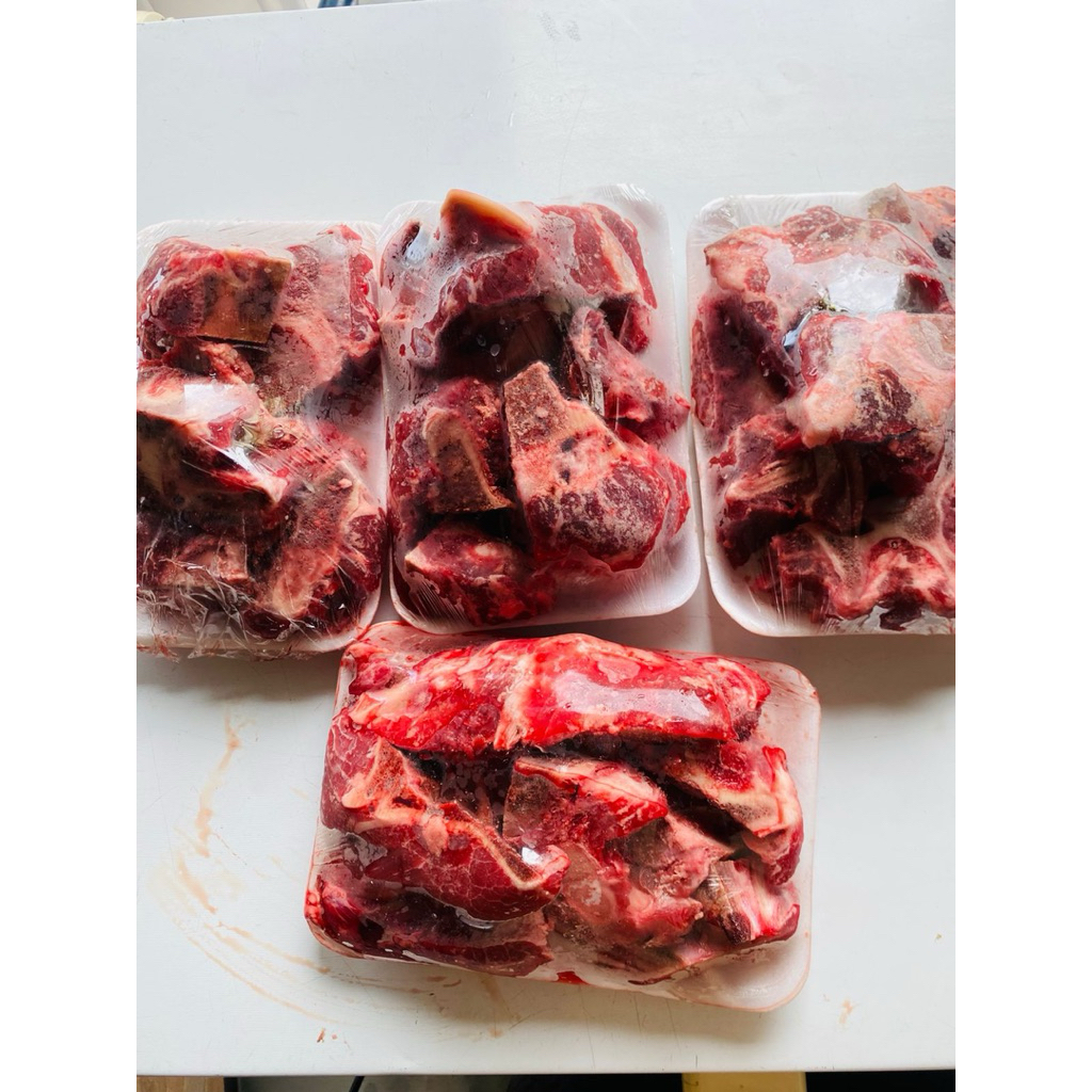 Iga Sapi Daging Banyak ±1kg Cocok Sop Iga / Iga Bakar Halal Fresh Frozen