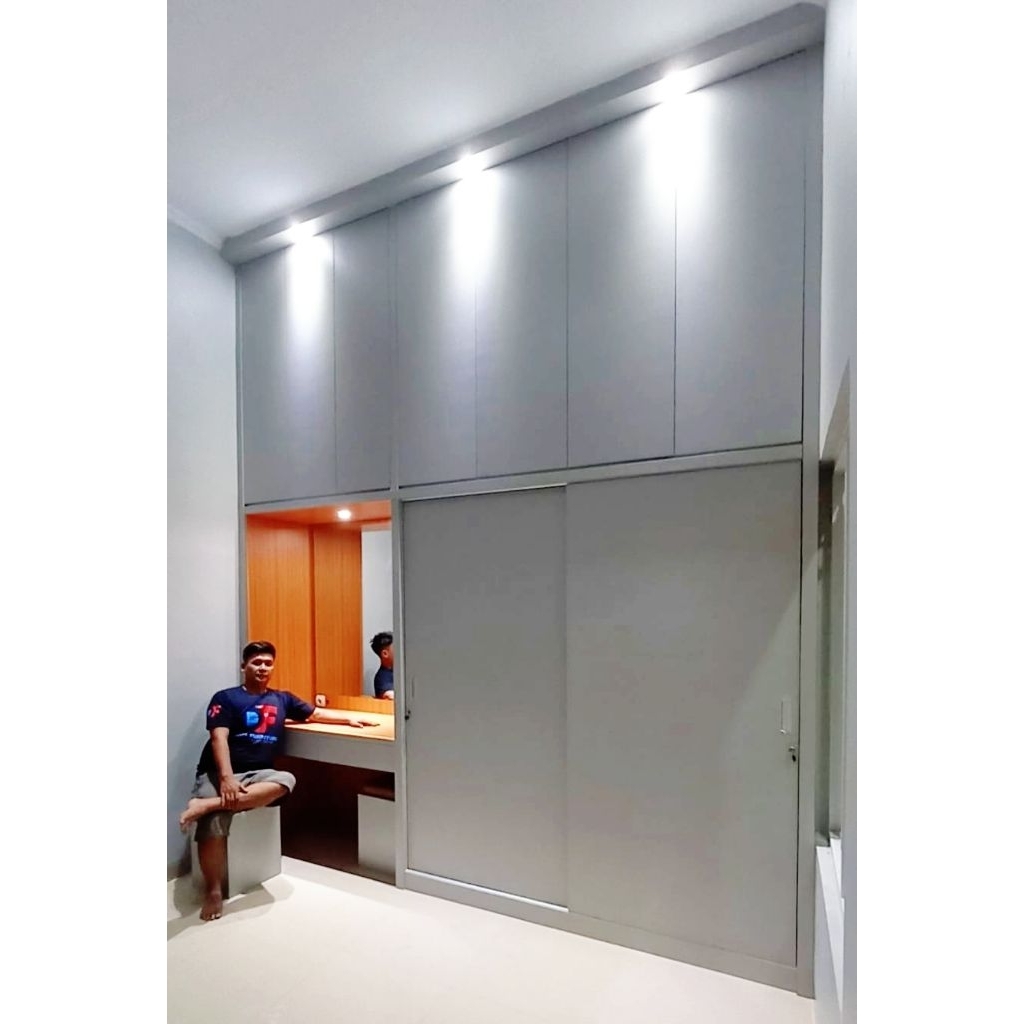 Custom Lemari Pakaian, Wardrobe, Walk-in closet HPL t 18mm | Berkualitas, Anti Rayap & Jamur