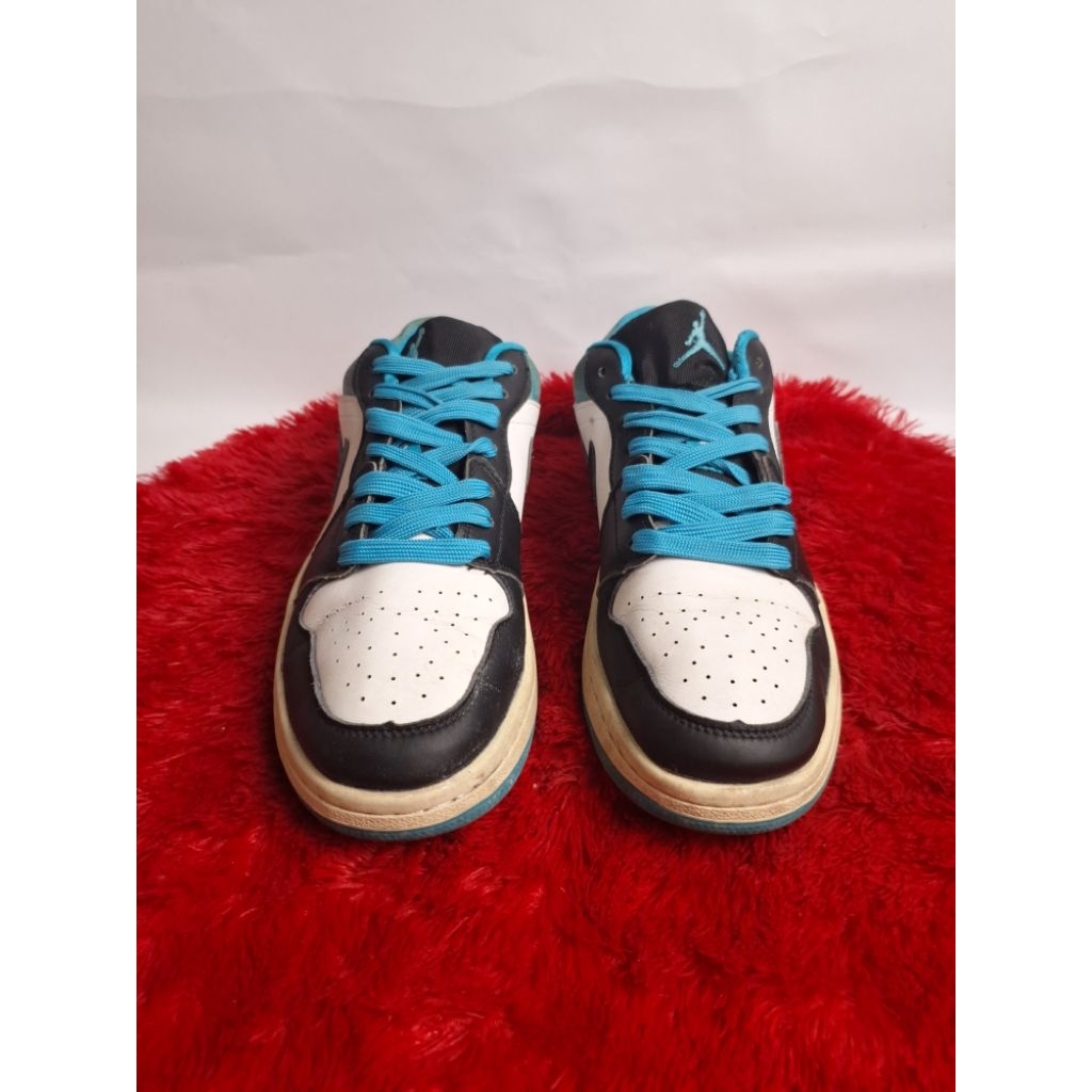 Jordan 1 Low laser blue ukuran 40
