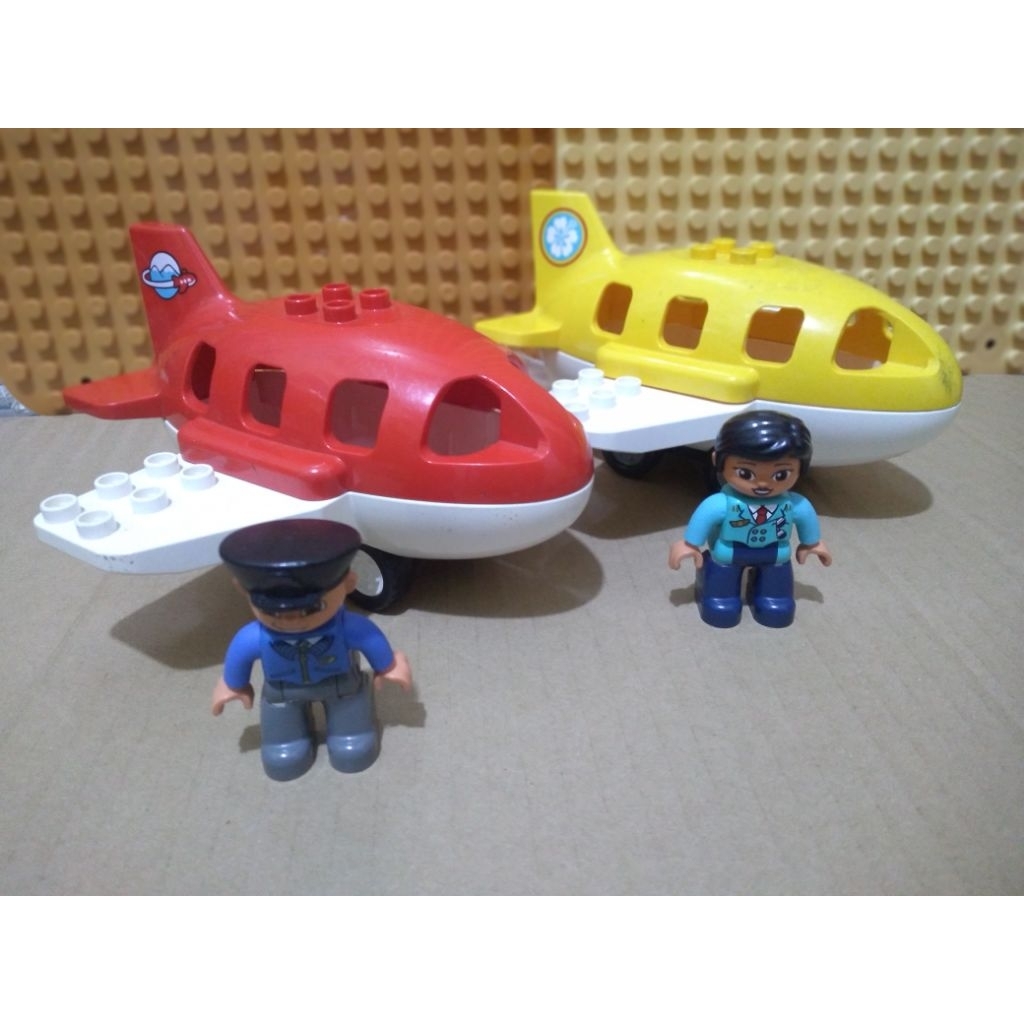 Lego duplo pesawat