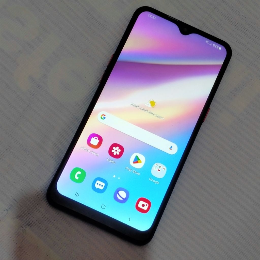 HP SAMSUNG GALAXY A10S SECOND BEKAS HIDUP NORMAL TANPA KERUSAKAN RAM 2/32 GB