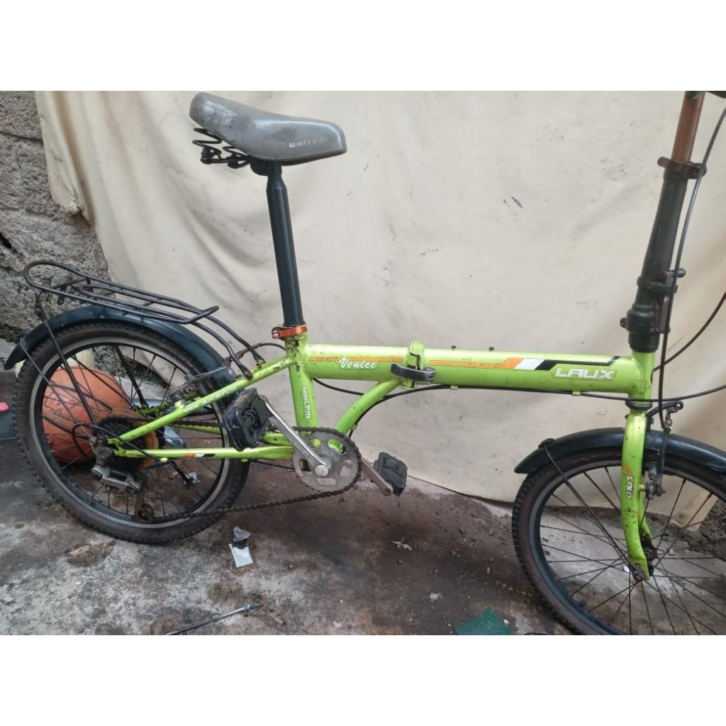 sepeda lipat laux 20" second