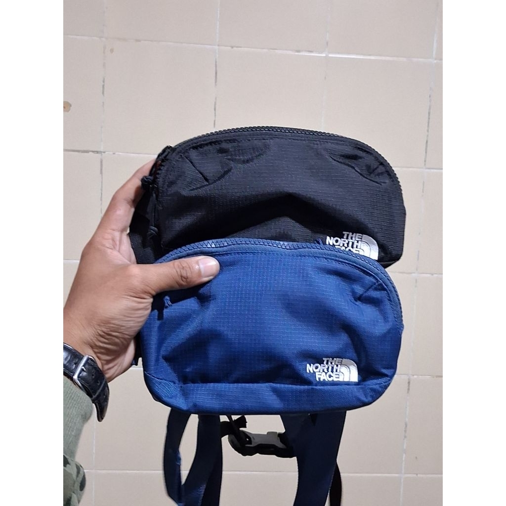 The North Face® 1L Travel Hip Pack