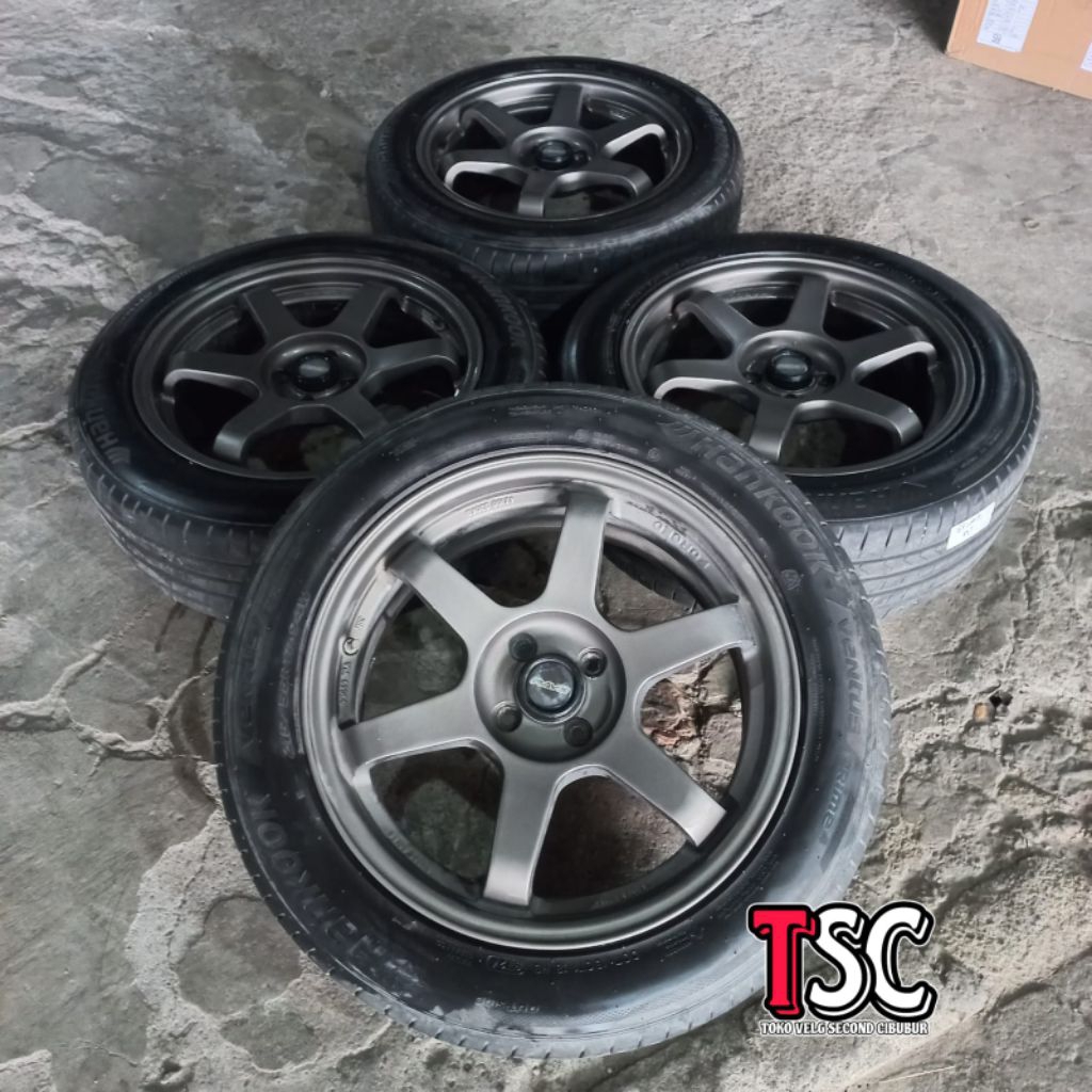 RAYS TE37 R17 PCD 4X100 PLUS BAN 215/55 R17 HANGKOOK | BUAT ROCKY RAIZE