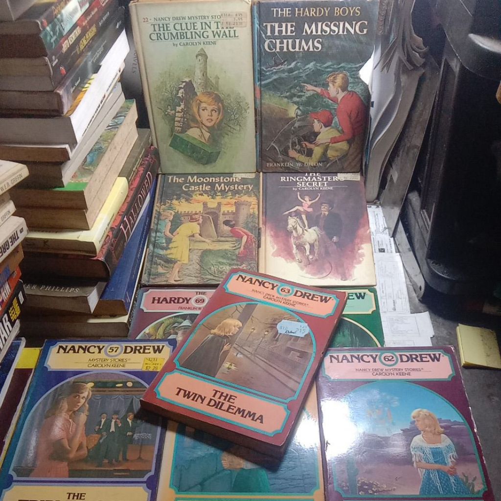 Mas Joko - Second Book Novel Jadul Lawas Nostalgia Hardy Boys Nancy Drew Bahasa Inggris