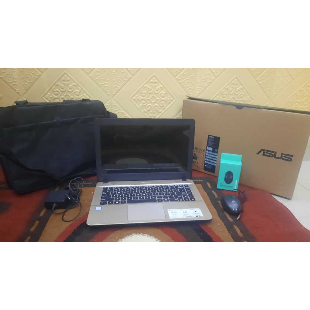 DIJUAL MURAH LAPTOP ASUS X441U CORE I3 GENERASI 8