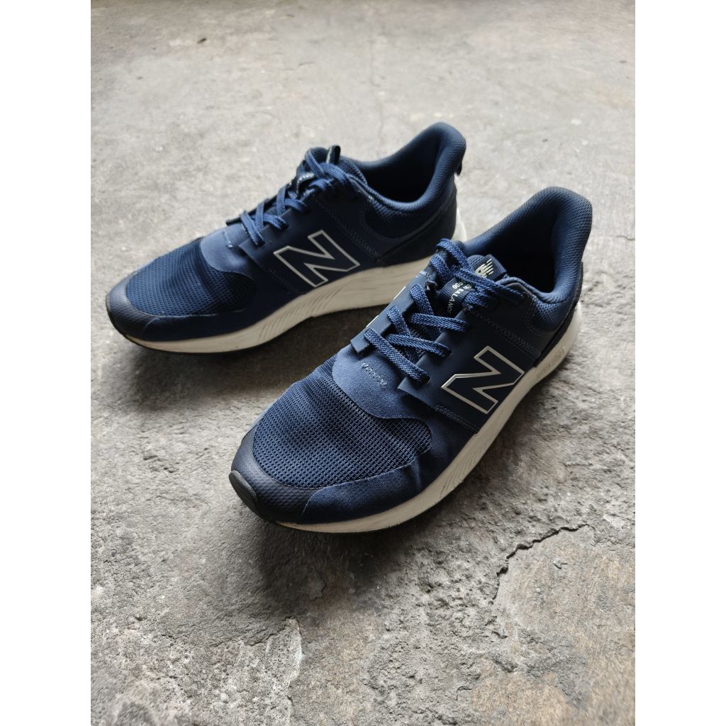 NewBalance UA900