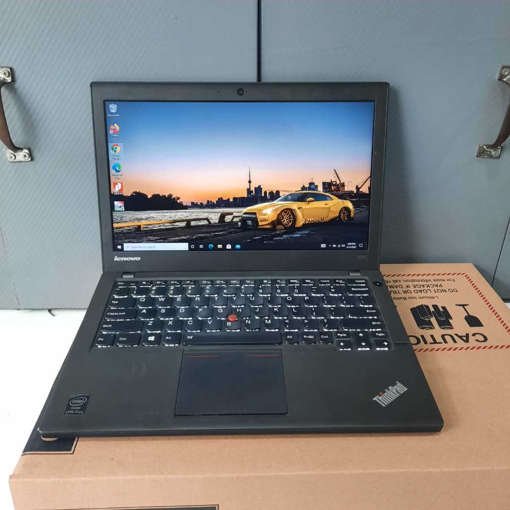 Laptop Lenovo Thinkpad X240, Core i5-4300U, Hd Graphics 5500, Ram 4Gb / Hdd 500Gb, Backlight, Slim, 