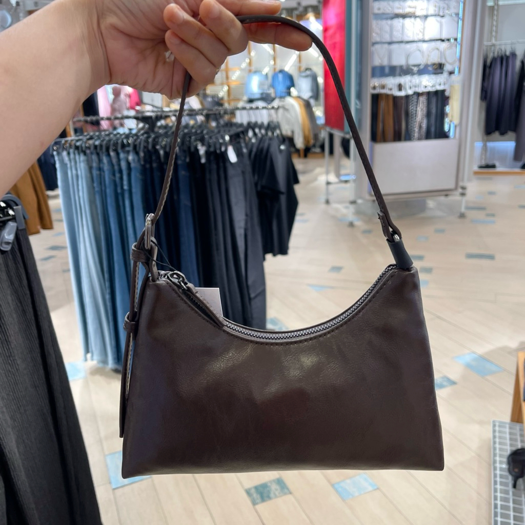Tas Pull and Bear Woman