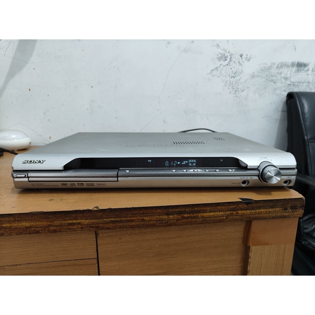 DVD home theater Sony HCD DZ120K