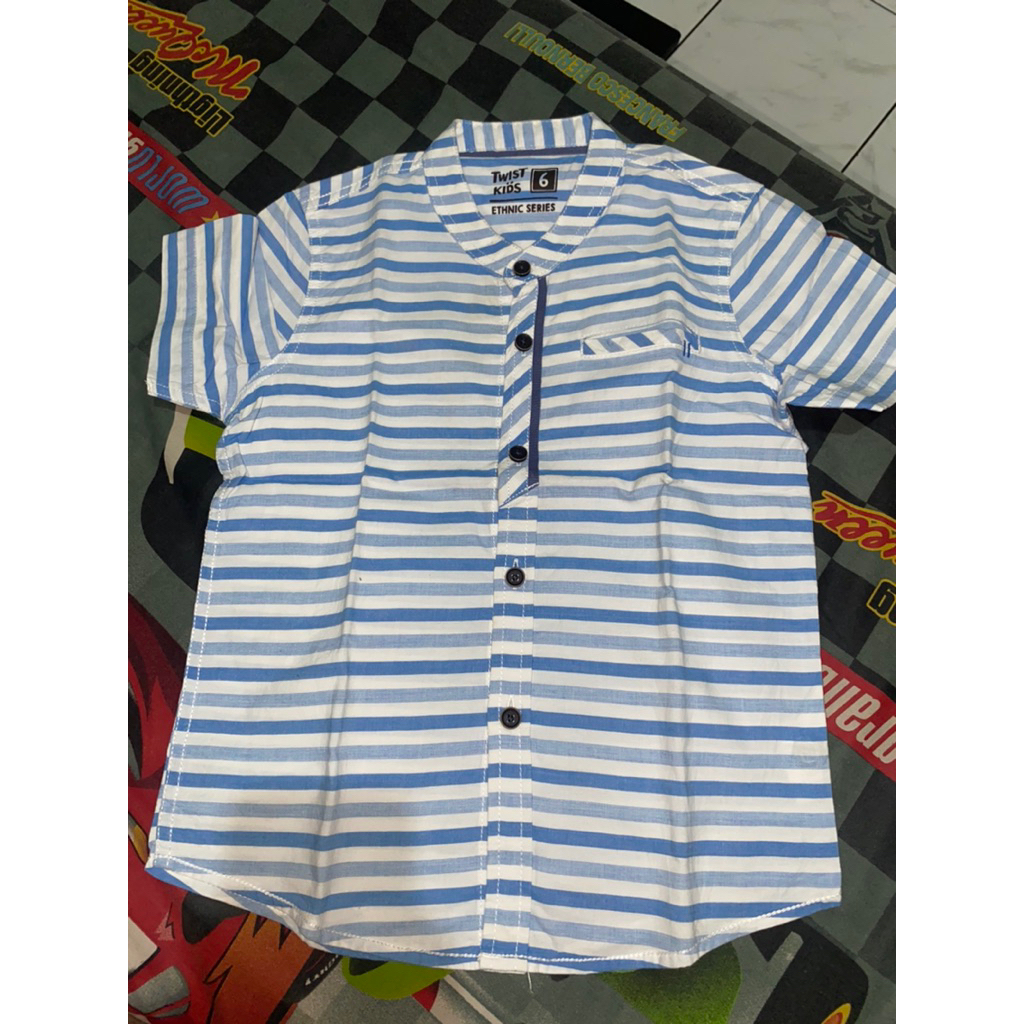 preloved twist kids baju koko anak cowo size 6