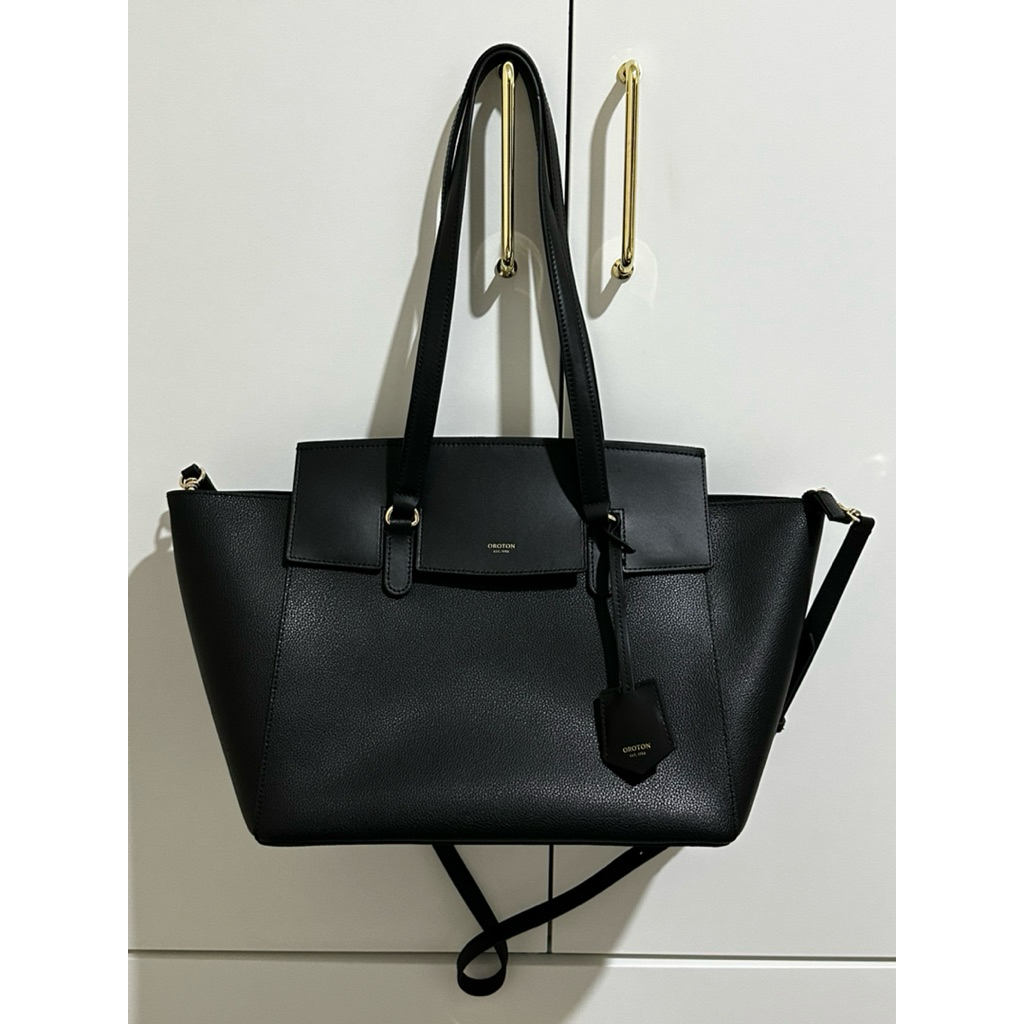 [Excellent condition - preloved] OROTON SHOULDER BAG - black