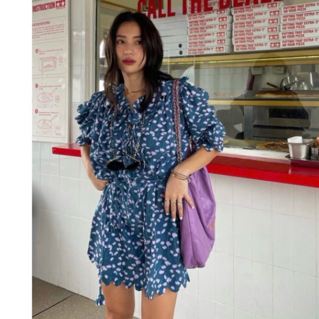 The Story Of Dress size 6