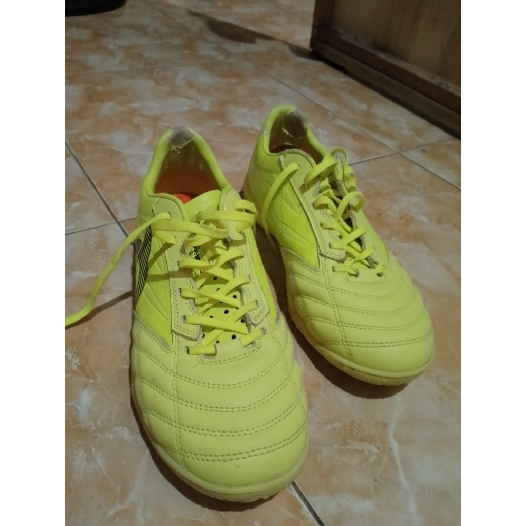 Ortuseight forte savage v2 Kuning futsal