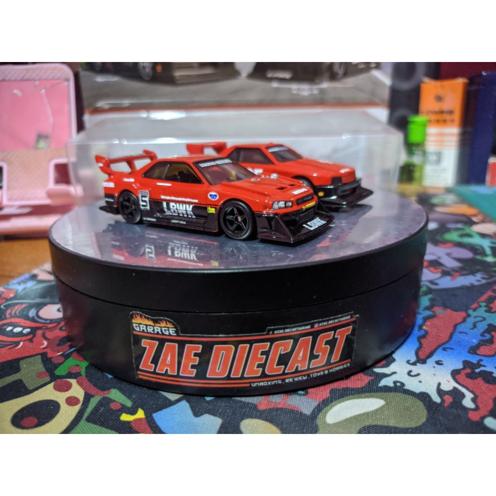 Hotwheels Two Pack Nissan Sykline ER34 LBWK Merah Premium Losse
