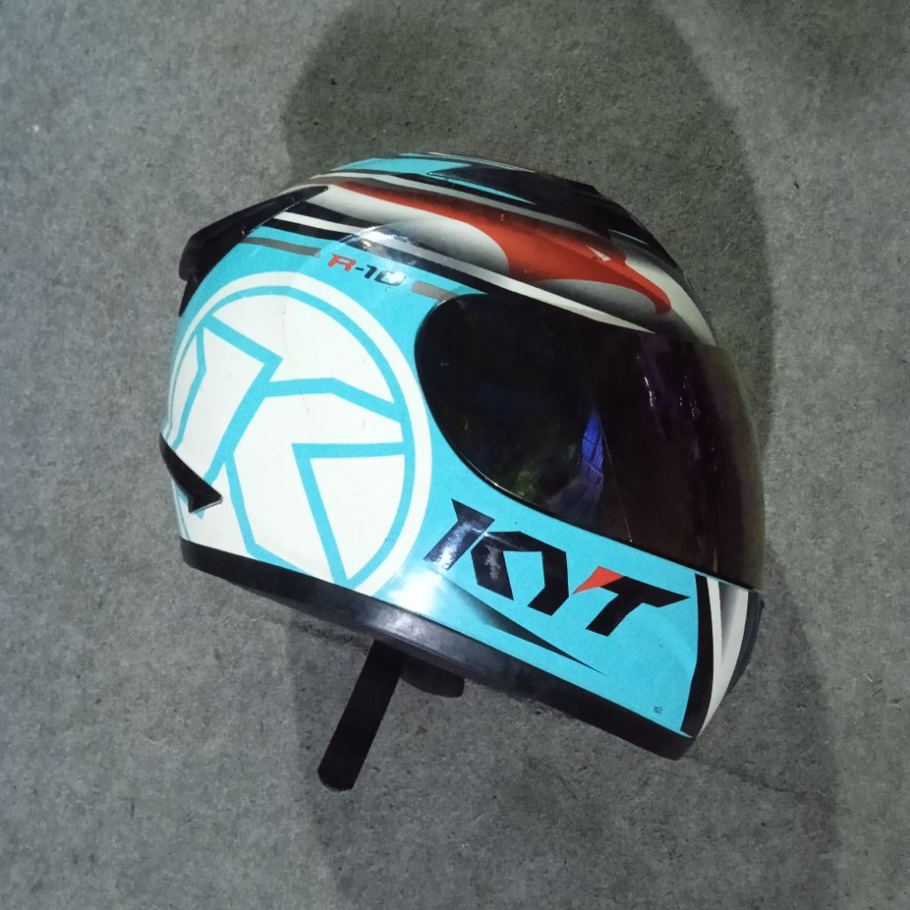 Helm KYT R10 Second