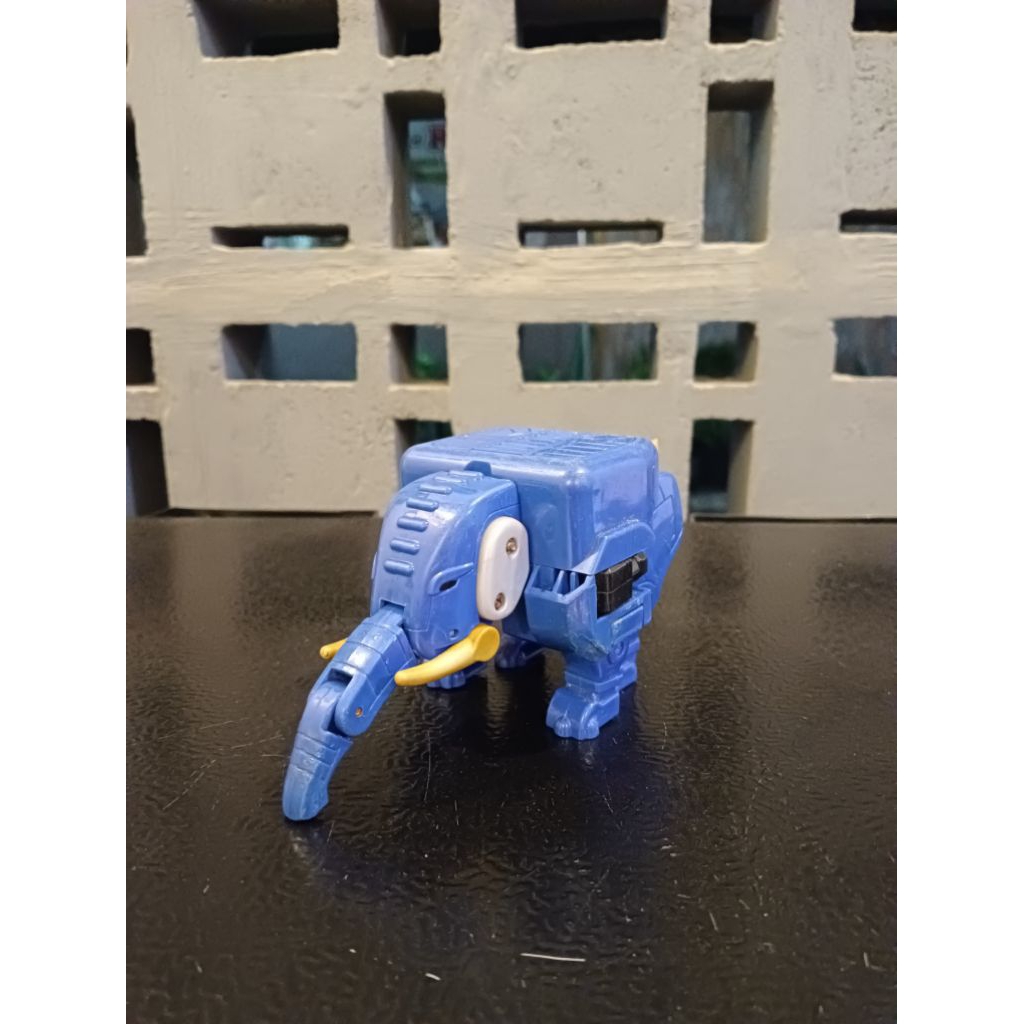 Figure Megazord Elephant Blue CFC (Bekas)