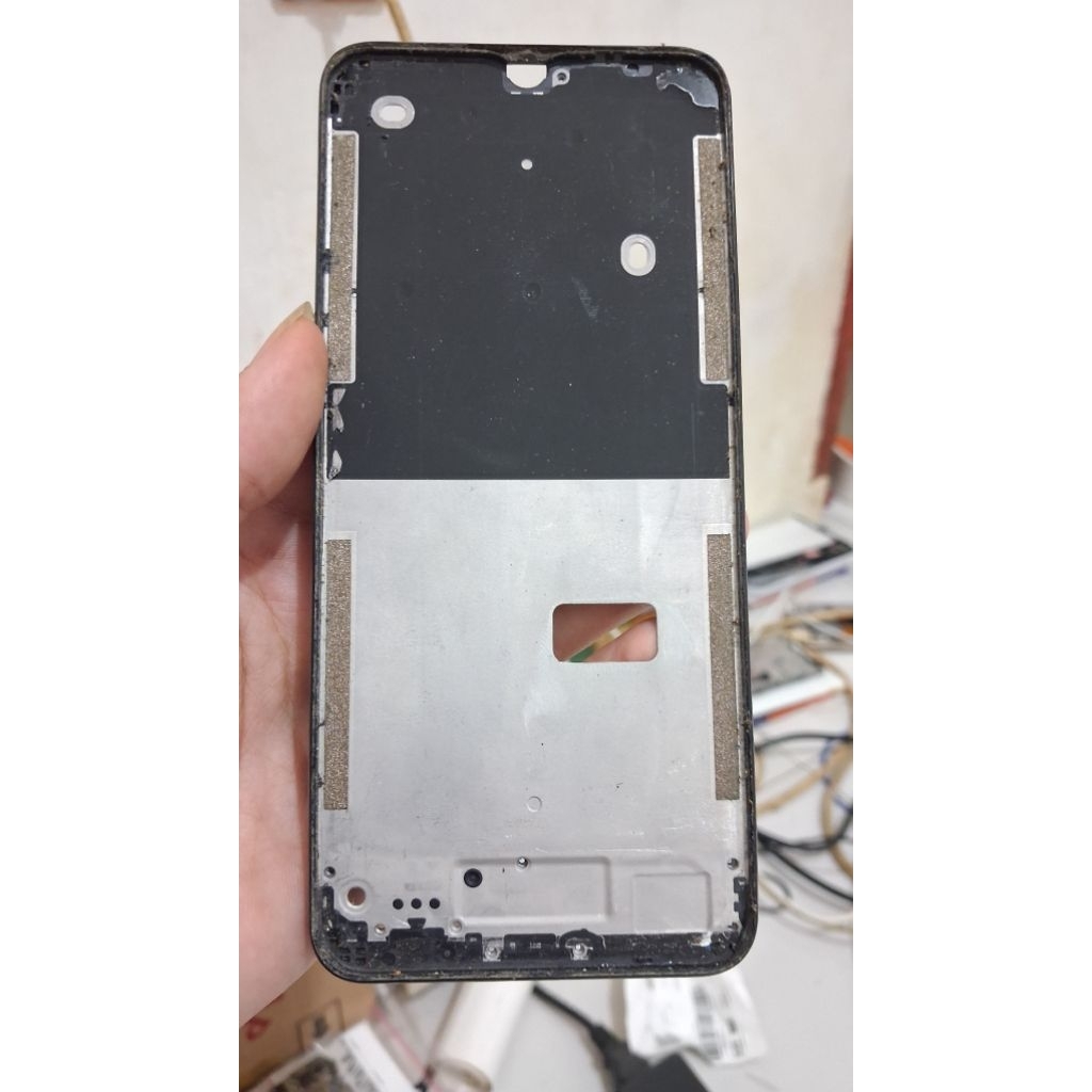 FRAME/TULANG TENGAH/TATAKAN LCD REALME C12 ORIGINAL COPOTAN