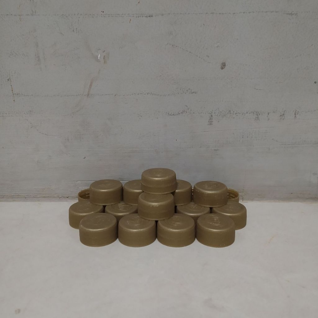 20pcs Tutup Botol Plastik Cleo Warna Emas Gold Bekas Bersih