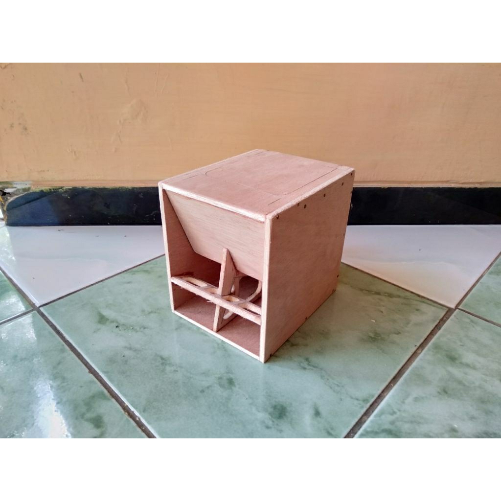 Box Speaker CLA 4 Inch Single