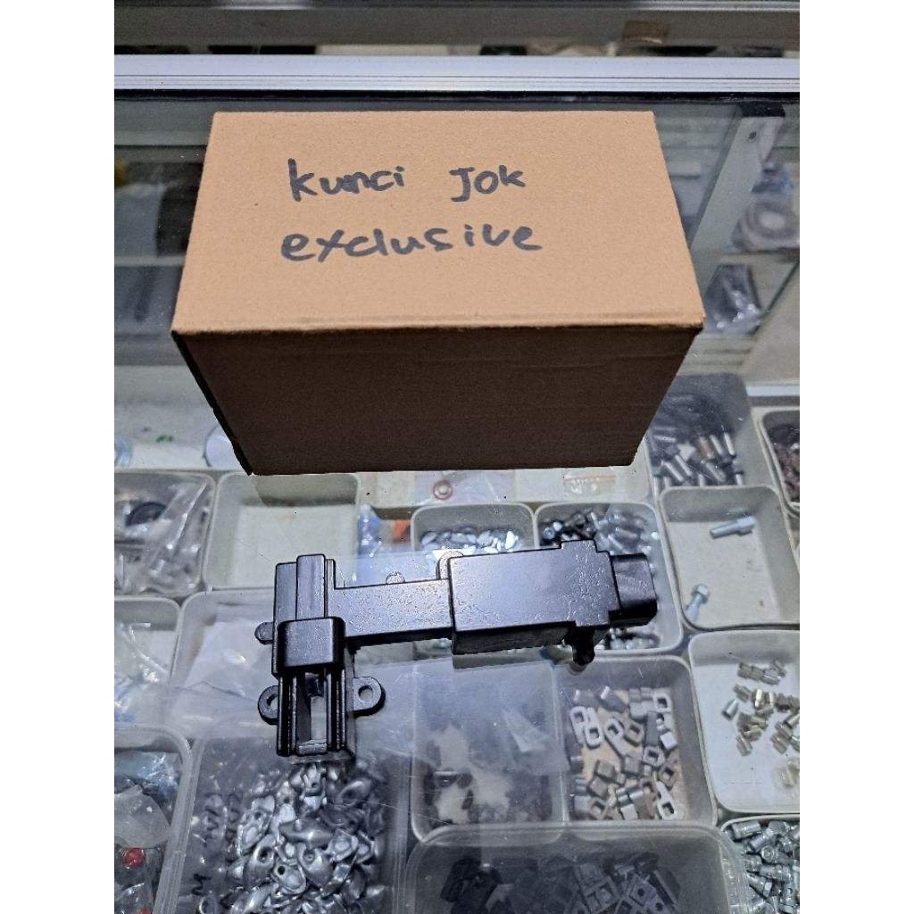 Rumah Kunci Jok Kuncian Jok Vespa Exclusive