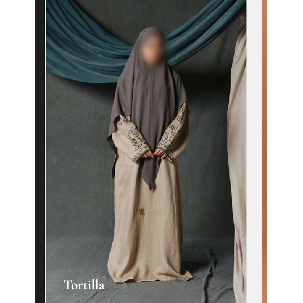 NWT maryam abaya tortilla M aafiya abaya