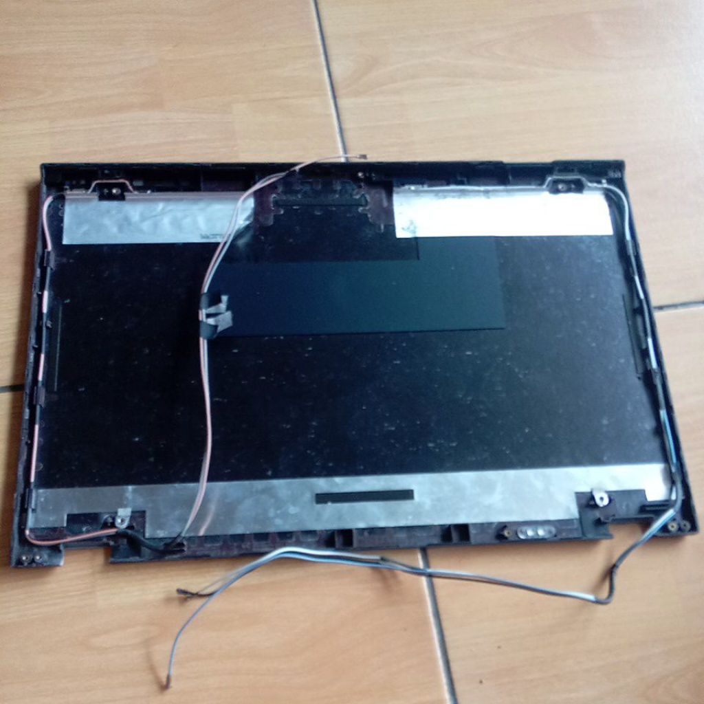 casing lcd laptop lenovo T420