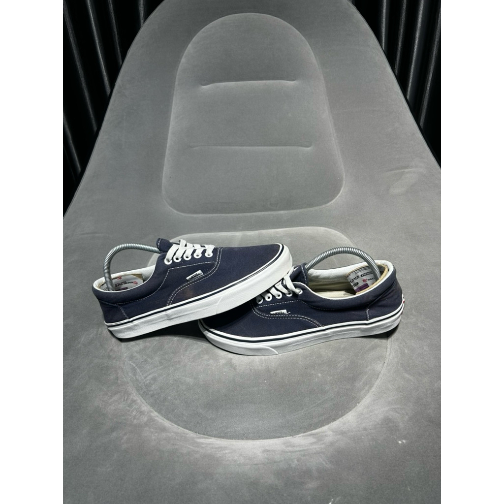 Vans Era Navy sz 42