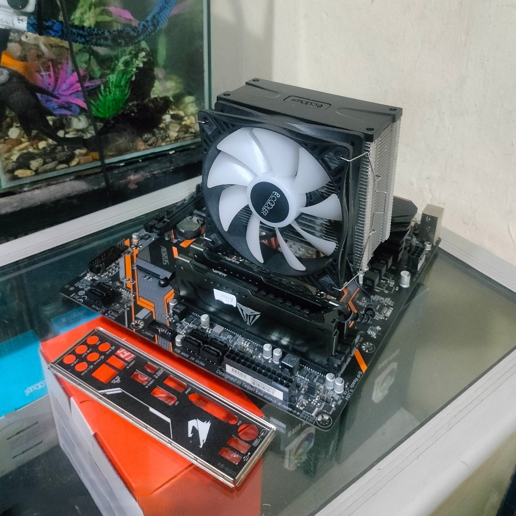Paket Motherboard Gigabyte B365M/ Core i5 9400F + Ram 16GB / Fan/ Normal Tested/ No Minus