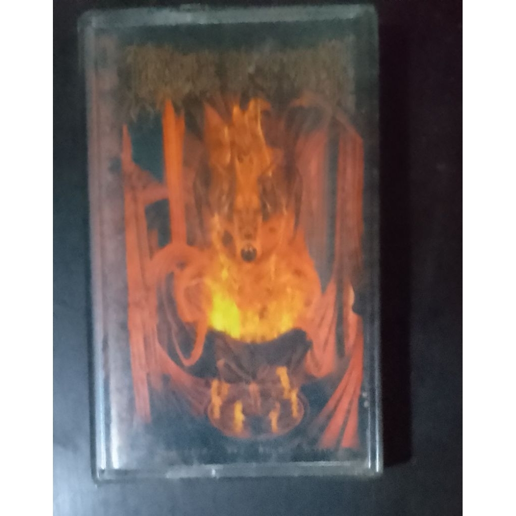 Kaset Pita Cradle Of Filth Album Lovecraft Witch Heart