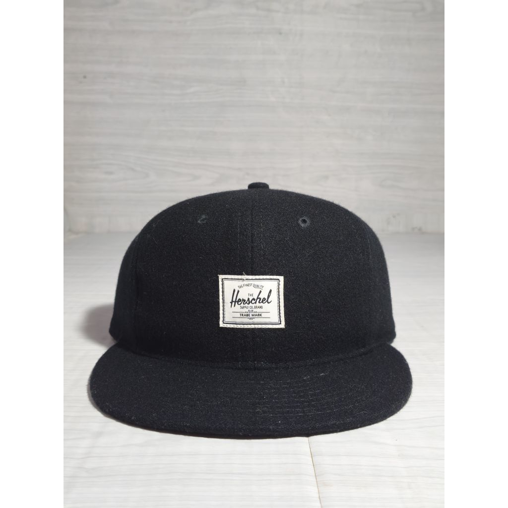 Topi snapback Ebbets Field X Herschel
