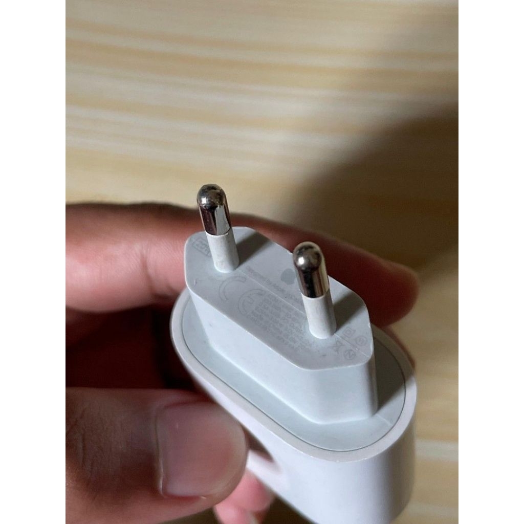 Adaptor iPhone 20 Watt iBox Fast Charging Original