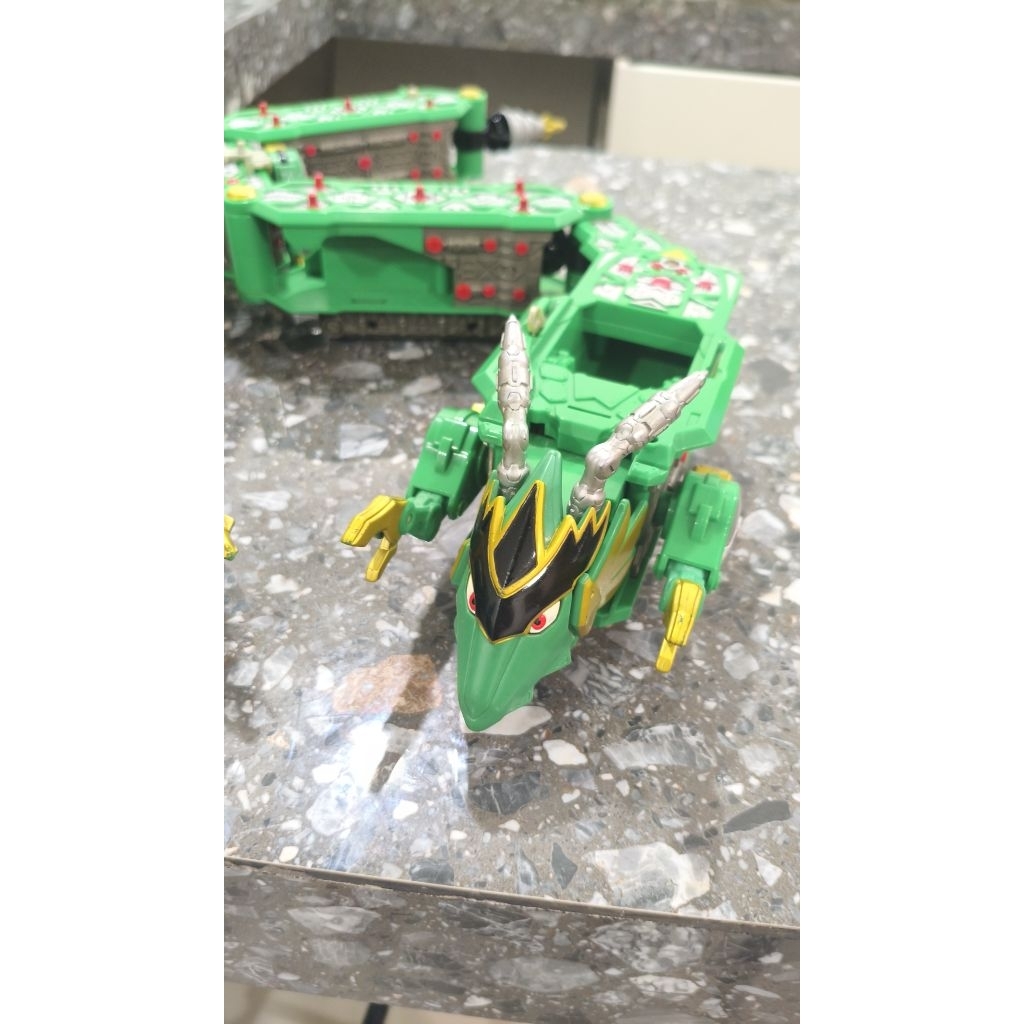 Dragon Force Tank Power Rangers Ninja Storm (Hurricanger)