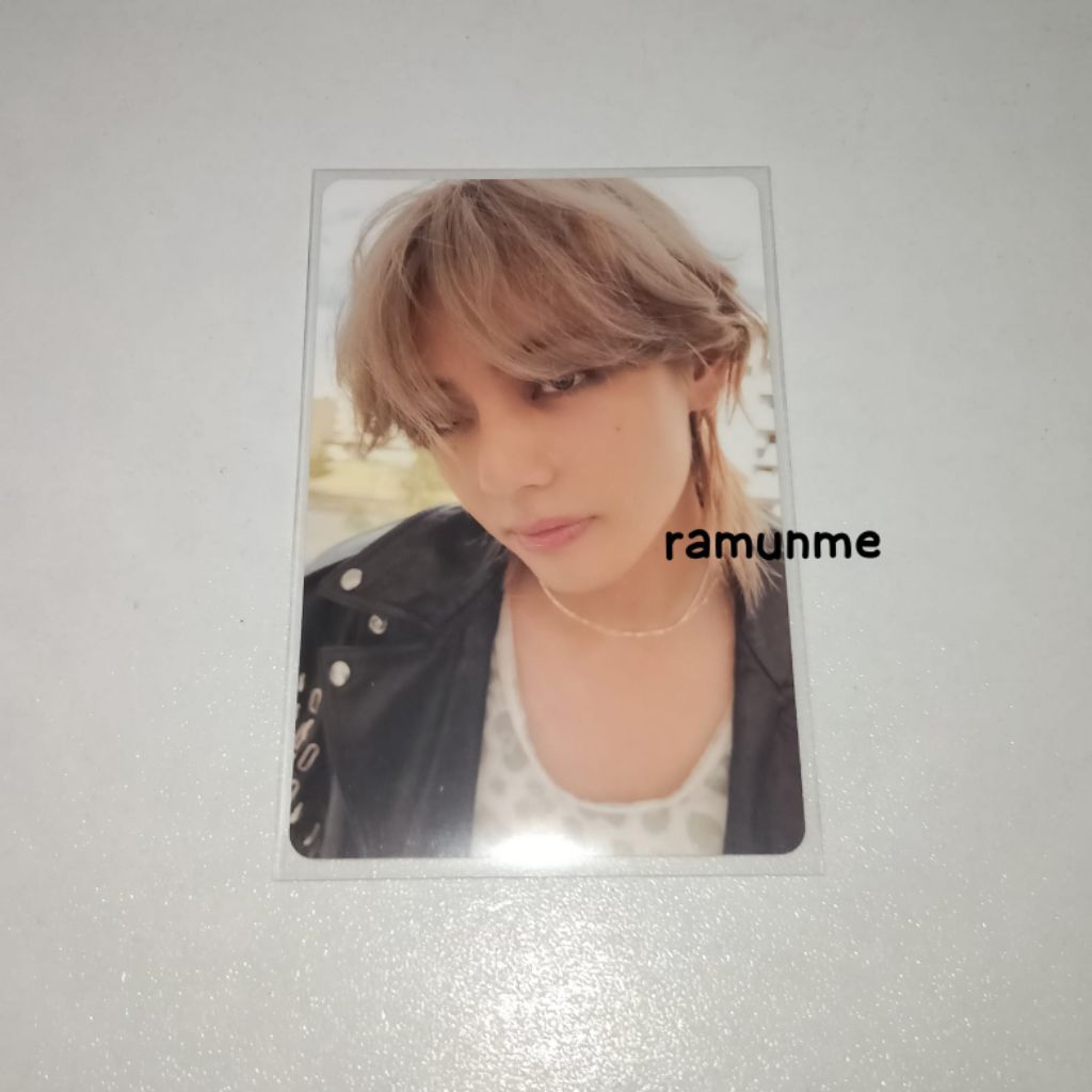 Official Photocard V Kim Taehyung BTS Layover Weverse album pc
