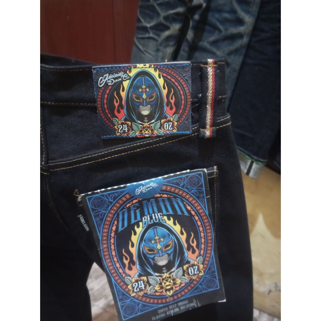 Adelaide Denim demon blue 24oz