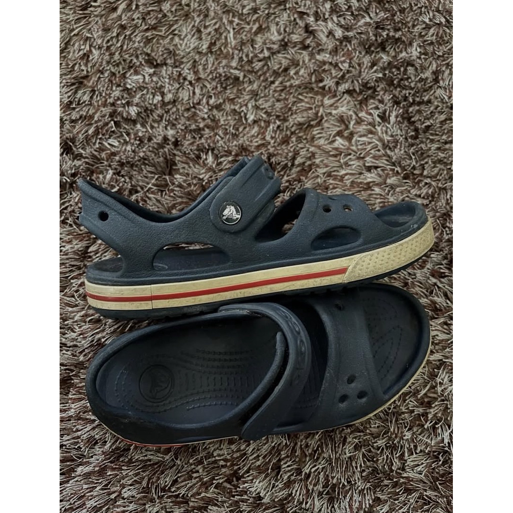 Sendal Crocs Anak Preloved (Bekas)