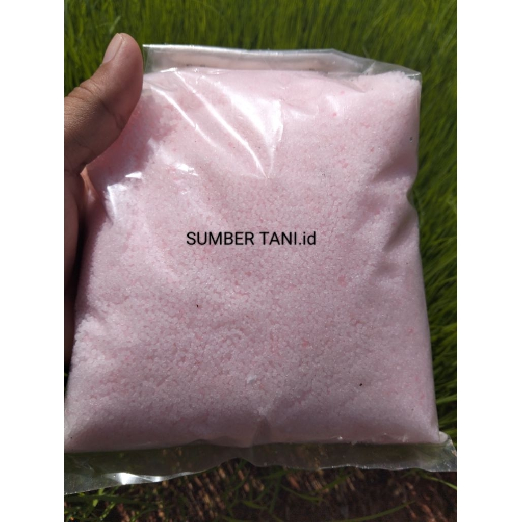 Pupuk Urea Nitrogen 46%  600 gram// pupuk penyubur berbagai jenis tanaman