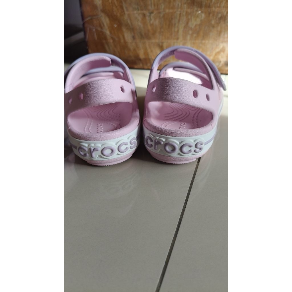 crocs anak perempuan