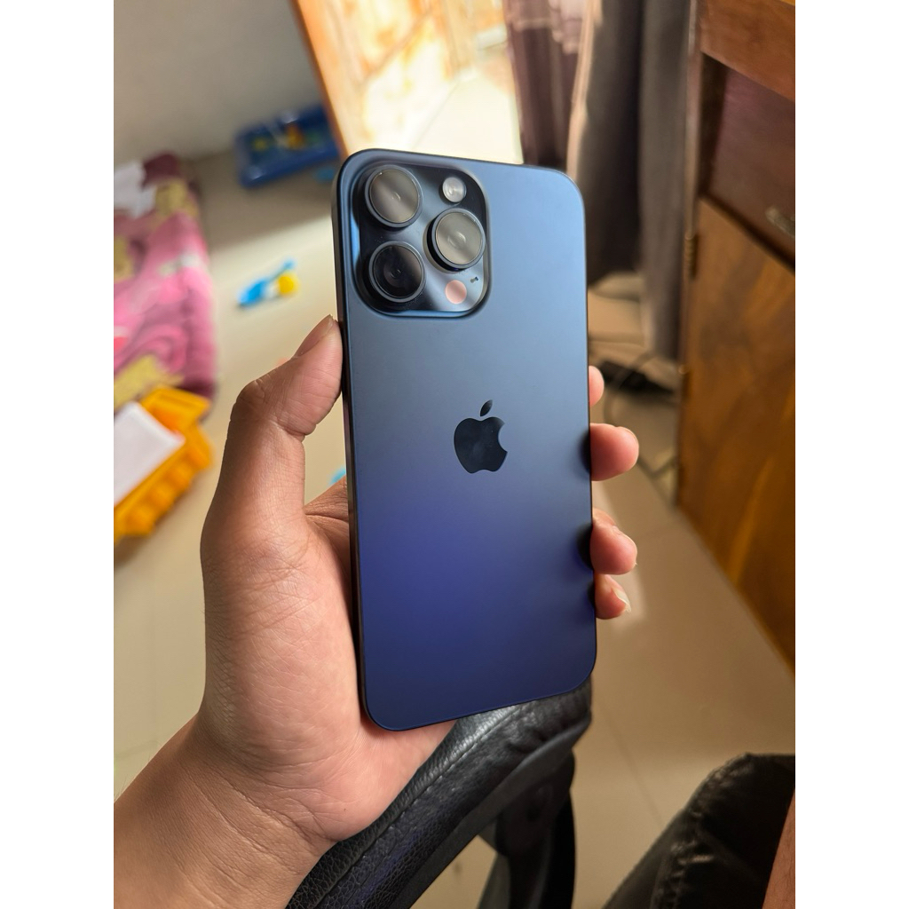 Bahan iphone 15 Pro Max 1TB (1000gb) Lock icloud